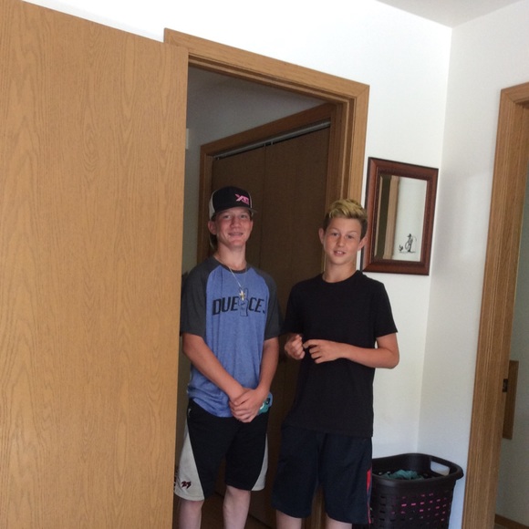 Meet your Posher, Aspen - Picture 1 of 1